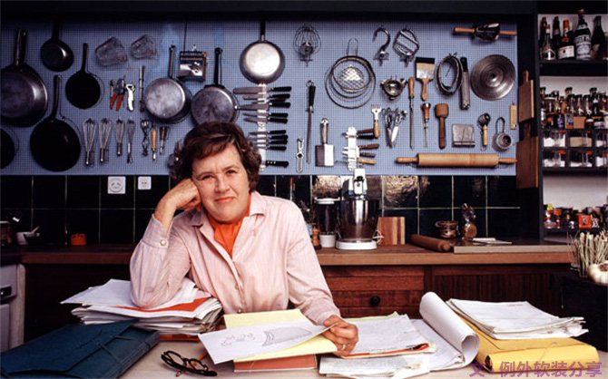 對于潔癖這件事，你們都應(yīng)該學(xué)學(xué)Julia Child-別墅設(shè)計,軟裝設(shè)計,室內(nèi)設(shè)計,豪宅設(shè)計,深圳例外軟裝設(shè)計公司